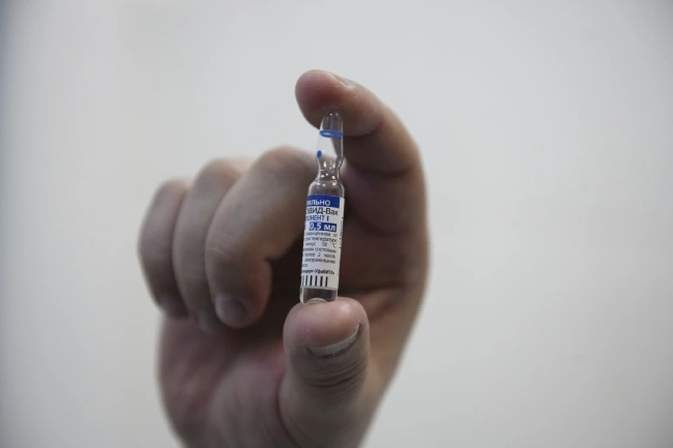 Дончане стали повторно проходить вакцинацию