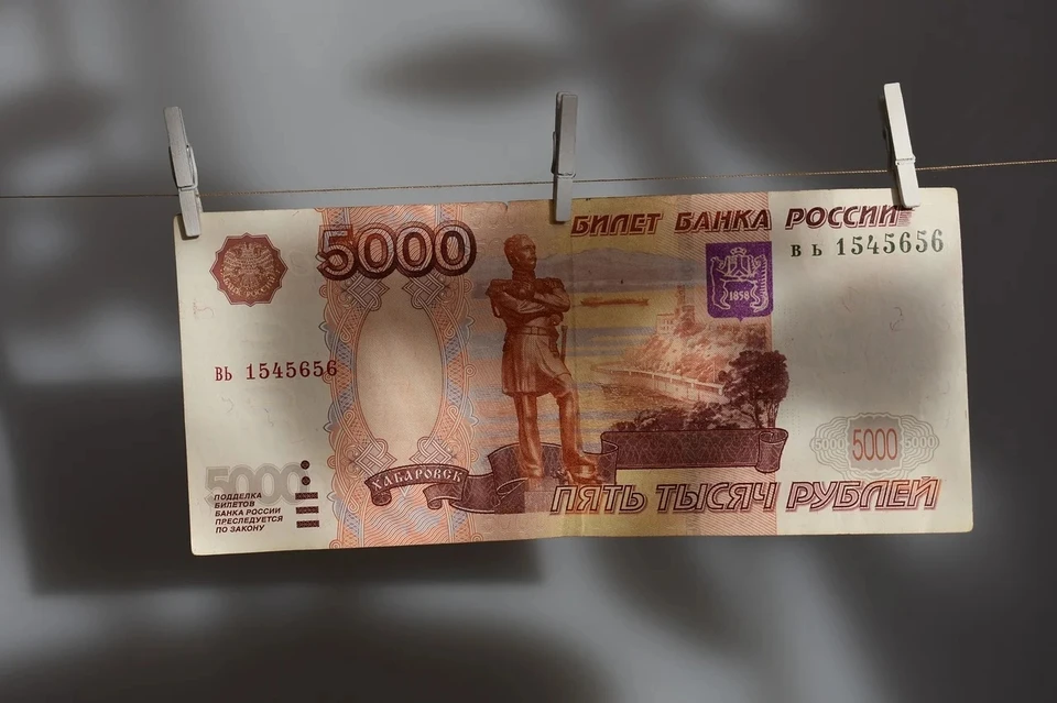 Астраханец продал два лодочных мотора знакомого и присвоил себе полученные деньги