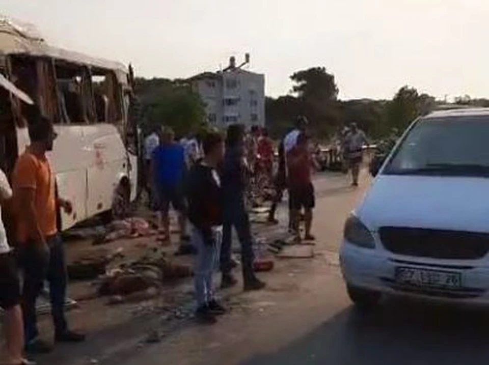 В аварии пострадали самарские туристы