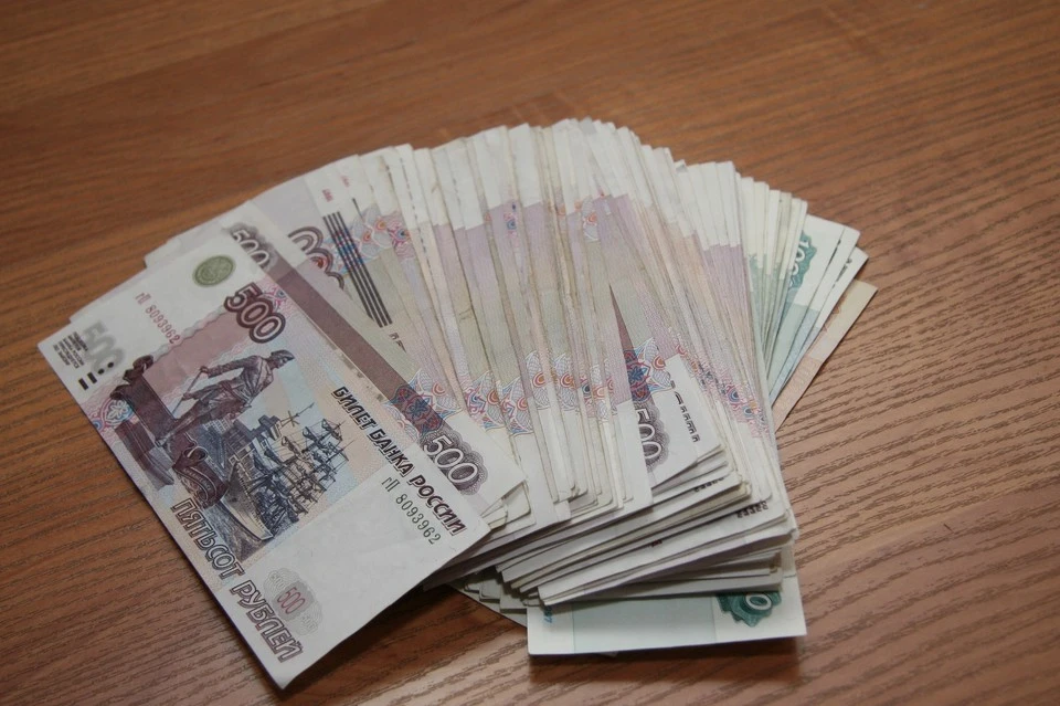 С января по ноябрь 2019 года осужденный совершал коррупционные преступления