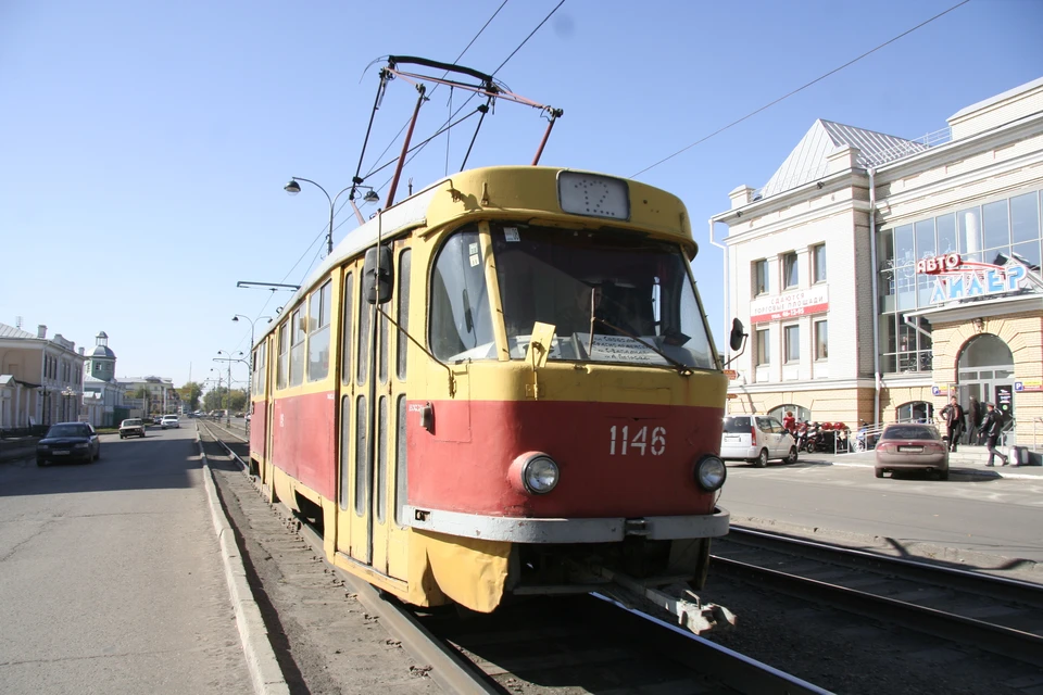 На встрече оценивались возможности участия барнаульского перевозчика в программе по обновлению транспорта.