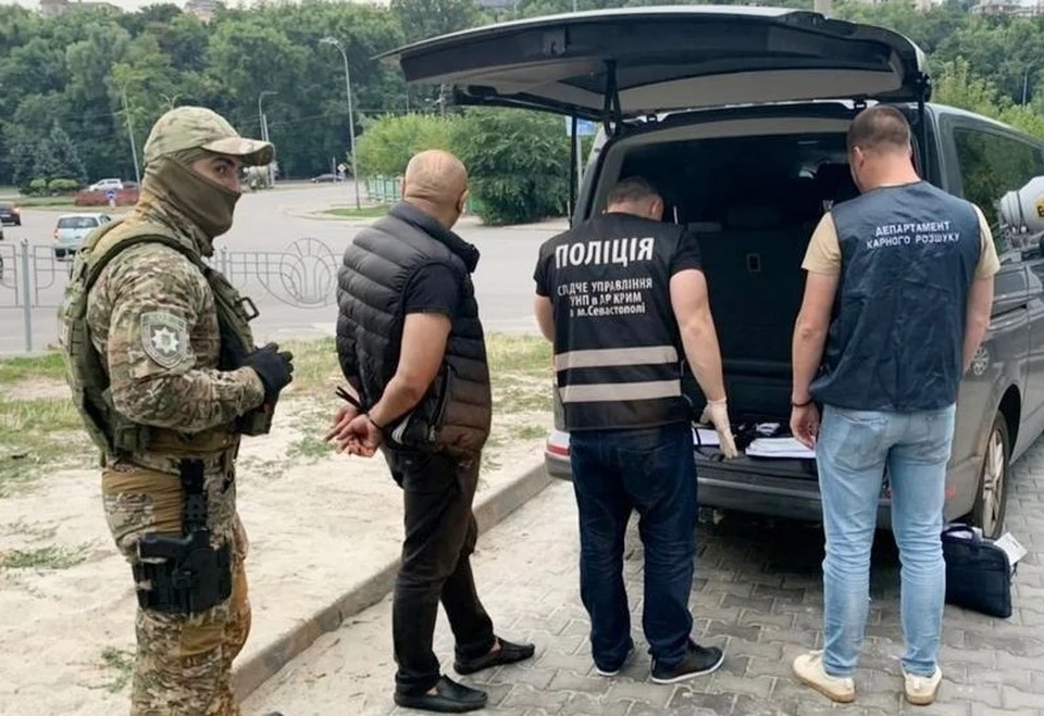 Остановлен канал контрабандных поставок поддельной валюты из Турции через Крым. Фото: ark.gp.gov.ua