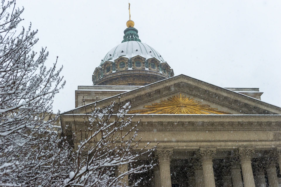 Первый снег в Петербурге в 2021 году может выпасть в сентябре.