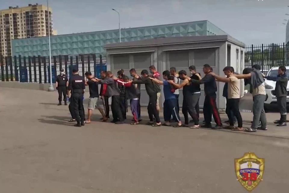 Бастрыкин поручил провести проверку после драки десятков мигрантов в Москве. Фото: мвд