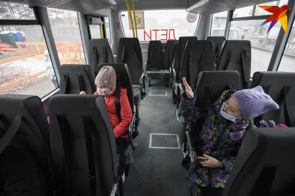 Юных школьников Североморска будет возить новый автобус.