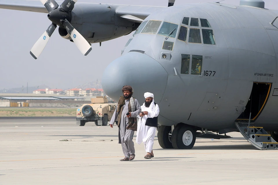 Дикое количество боевой техники, доставшейся талибам "на халяву" от США, не должно вводить в заблуждение.
