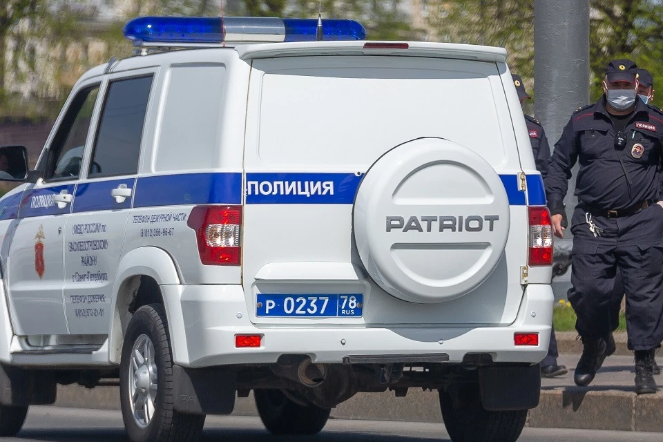 В Мяглово накрыли цех по производству паленой водки.