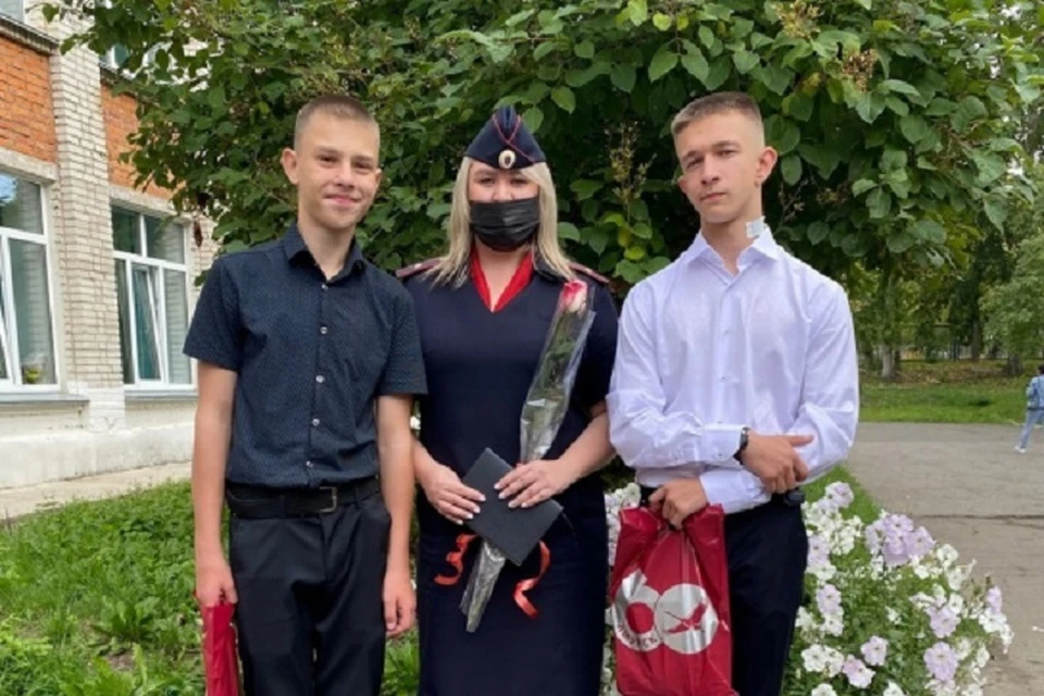 Хорошее воспитание: школьники в Амурске нашли кошелек с наличными и вернули его хозяину