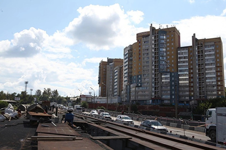 Движение по первой половине путепровода на улице Джамбула в Иркутске откроют до 30 сентября. Фото: администрация Иркутска