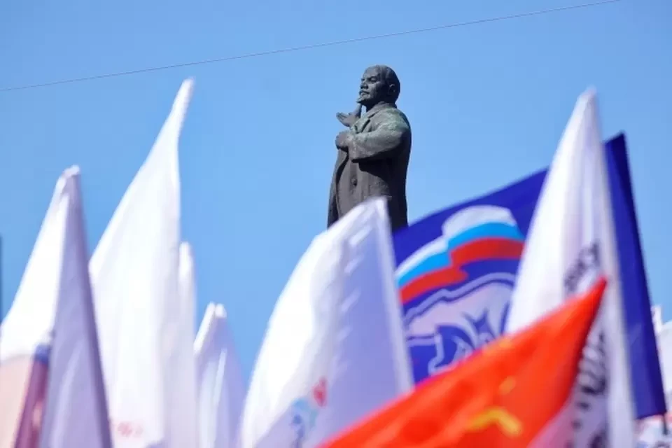 Жители Донбасса, получившие российское гражданство, могут пополнить ряды крупнейшей политической партии в РФ