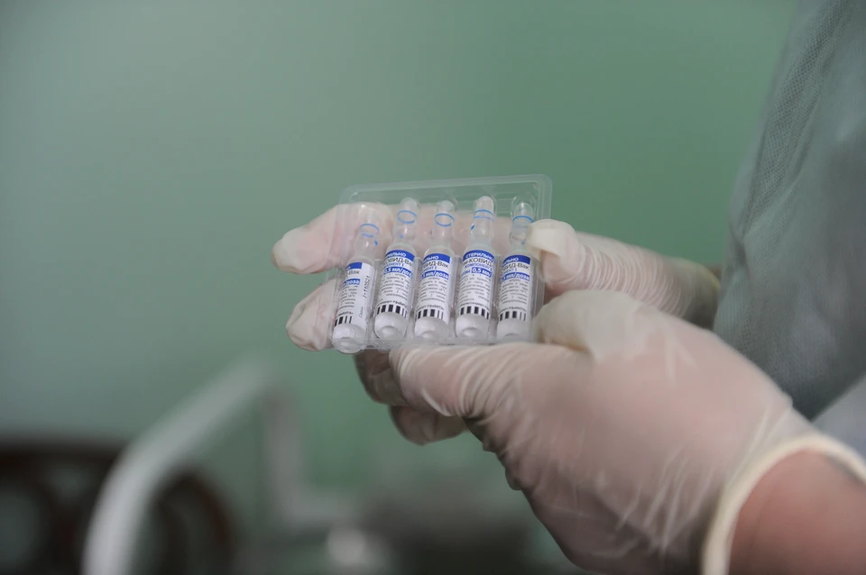 Длительность индивидуального иммунитета специалисты оценивают в 8-12 месяцев. Сколько будет работать коллективный - пока не известно.