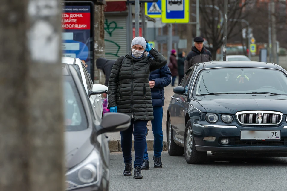 Петербург уступил "лидерство" по приросту зараженных коронавирусом Москве