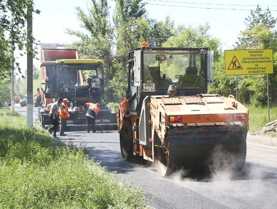 В Волгограде начались аукционы по поиску подрядчиков для ремонта дорог в 2022 году. Фото: мэрия Волгограда