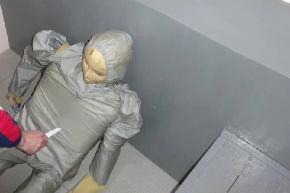 Мужчина специально взял нож побольше, чтобы убить сожительницу. Фото: СКР по Мурманской области