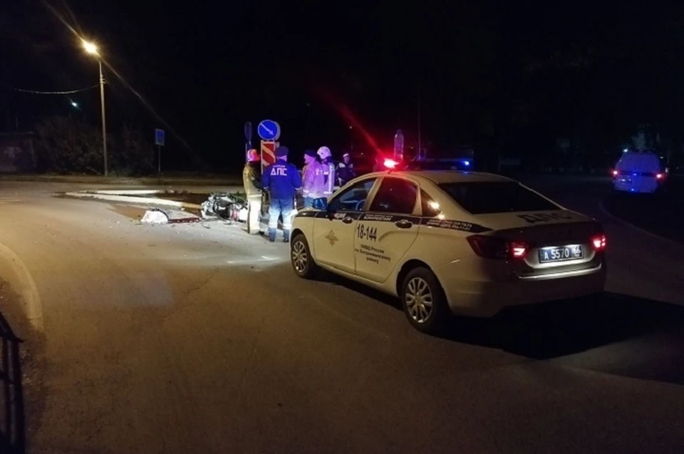 Мотоциклист погиб на месте происшествия до прибытия скорой медицинской помощи. Фото: УГИБДД по Свердловской области