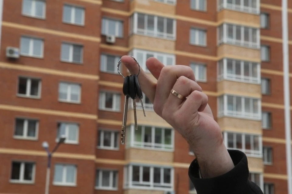 Западно-Сибирская транспортная прокуратура объявила аукцион на покупку трехкомнатной квартиры в Новосибирске.