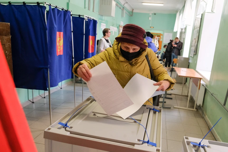 В Петербурге выбирали депутатов Госдумы и Заксобрания.