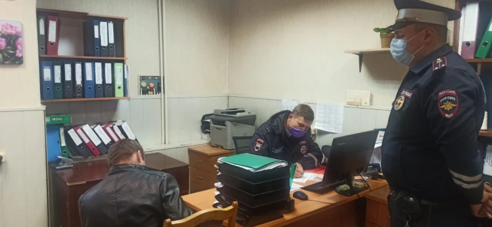 Задержанного шофера могут посадить на 15 суток.