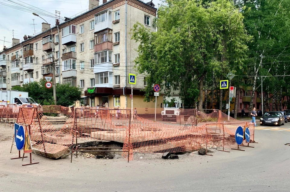 Степень износа проезжей части является критерием для включения конкретной улицы в план ремонта на 2022 год.