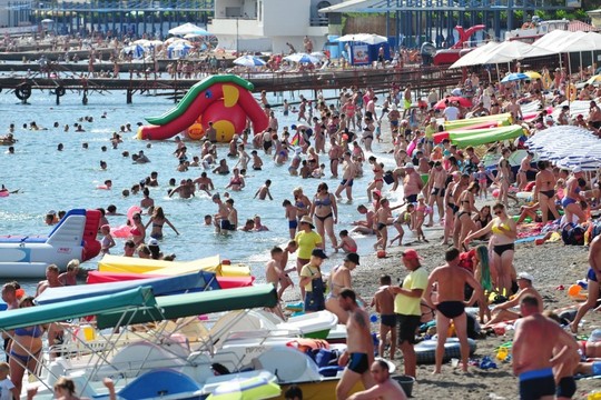 Туристический поток в Крыму превысил рекордные показатели доковидного 2019