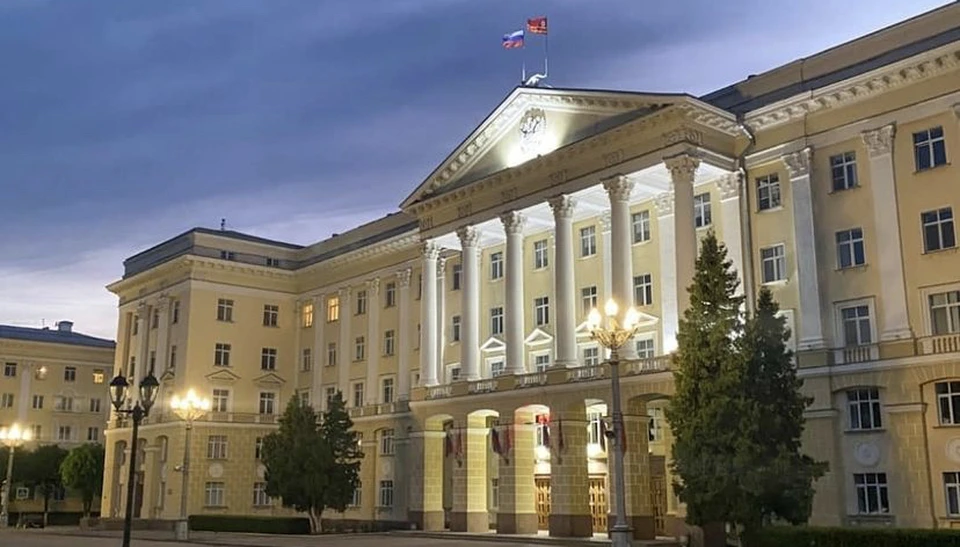 Алексей Островский утвердил новый состав администрации Смоленской области. Фото: пресс-служба администрации Смоленской области.