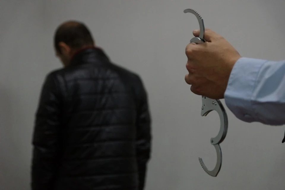 В Крыму суд приговорил к тюрьме сотрудников одного из местных госпредприятий