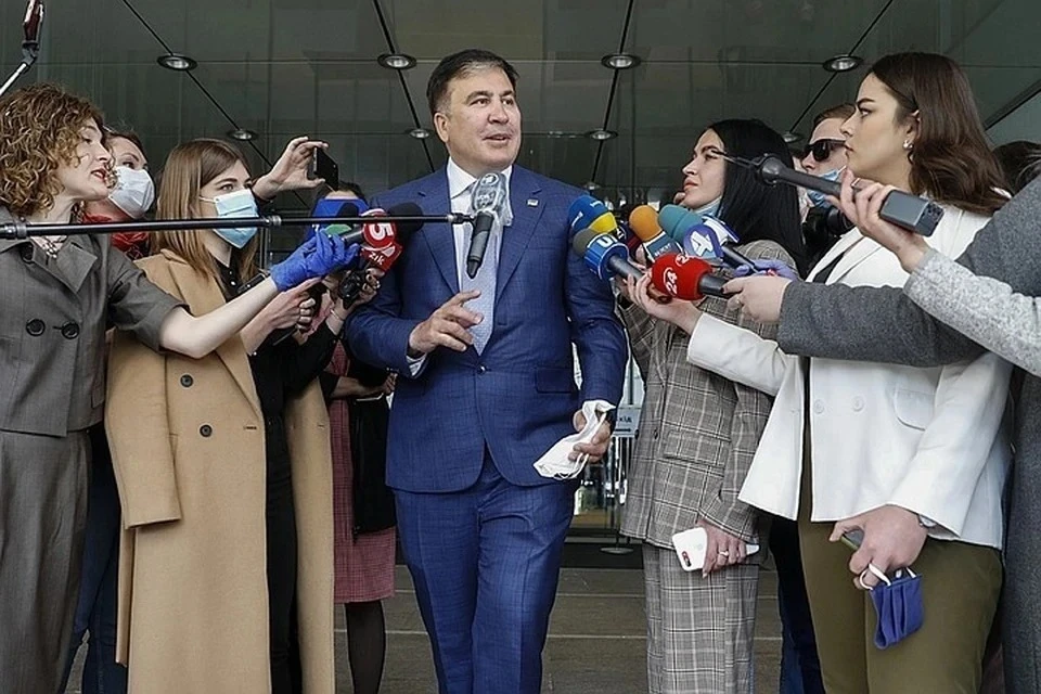 Песков заявил, что Кремлю неинтересна судьба Саакашвили