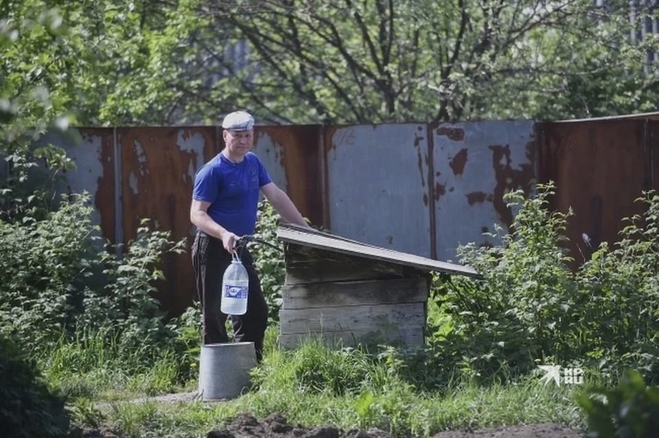 В Симферополе проводятся ремонтные работы на водных сетях