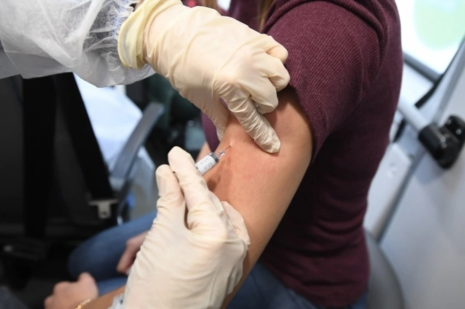 Власти рассматривают возможность введения обязательной вакцинации на территории региона