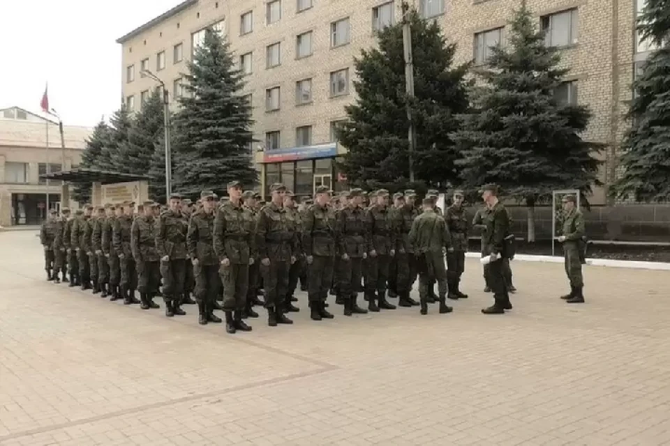 В республиках Донбасса регулярно проходят военные сборы резервистов. Фото: УНМ ЛНР