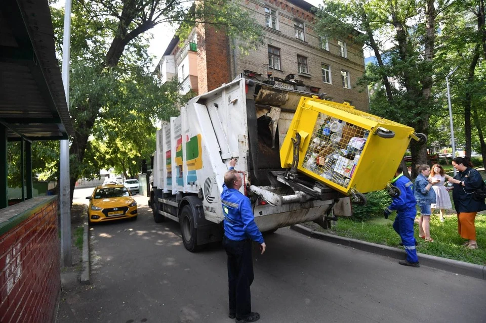 Власти считают, что ростовчане производят больше мусора, чем предполагает норматив