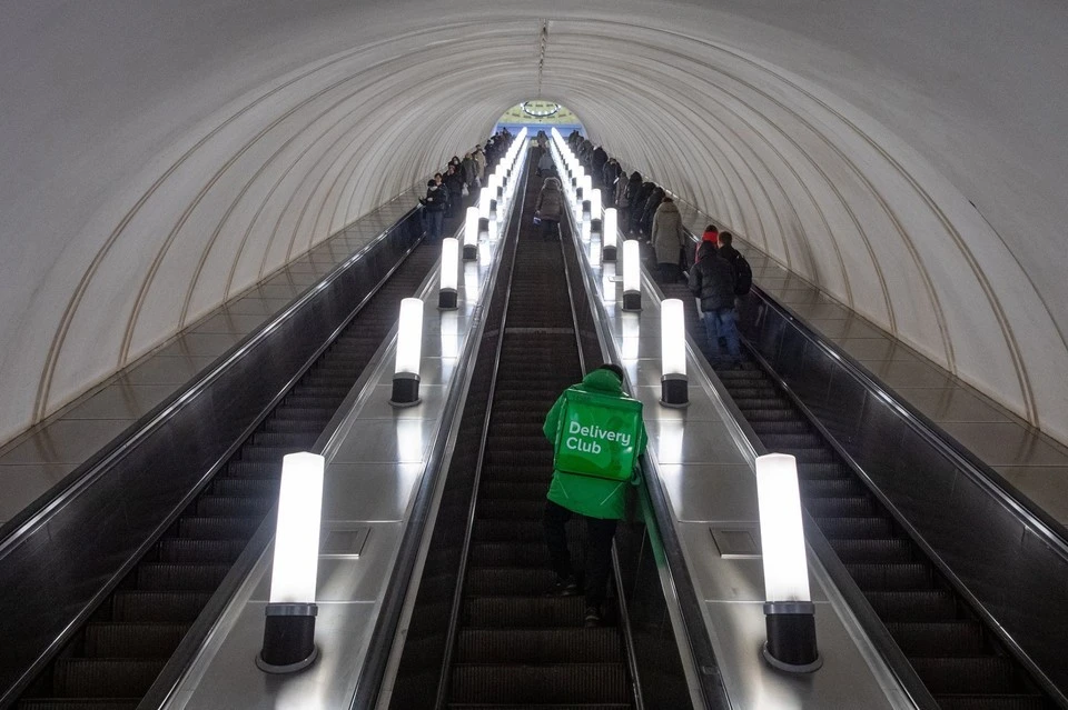 В московском метро установили 55 новых эскалаторов