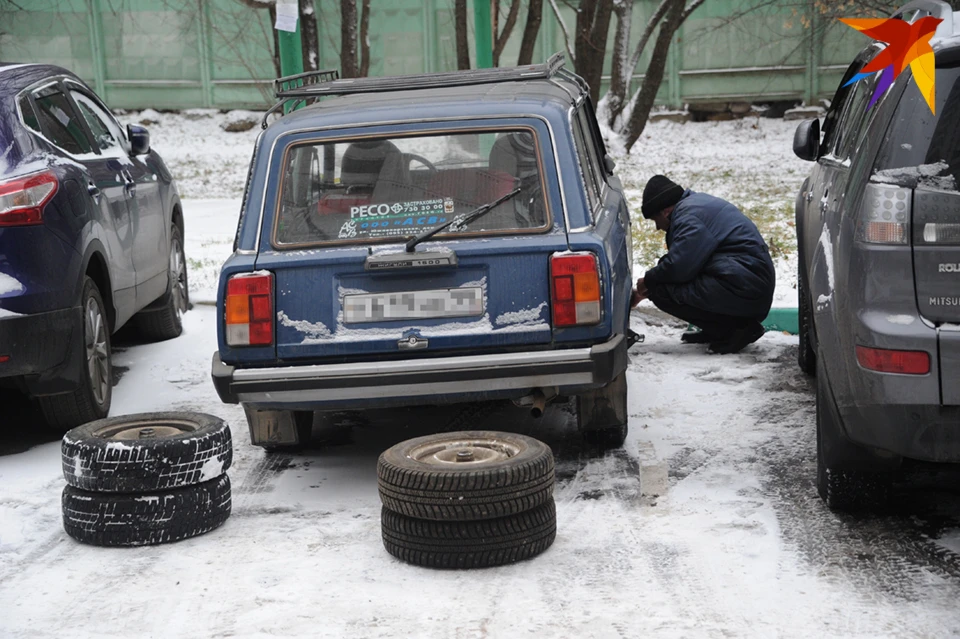 Снегопад и устойчивый минус по ночам привели ко дню жестянщика 18 и 19 октября.