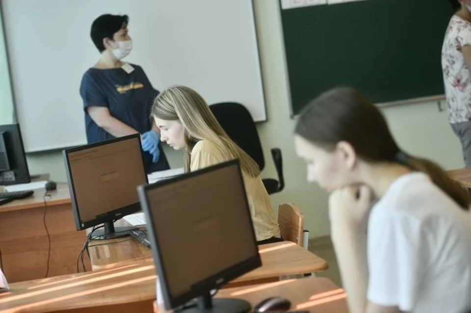 В Смоленской области новыми компьютерами оснастят 101 образовательное учреждение.