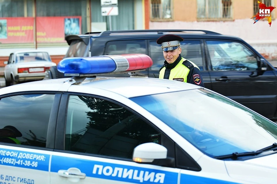 В Тверской области госавтоинспекторы проверяют автобусы
