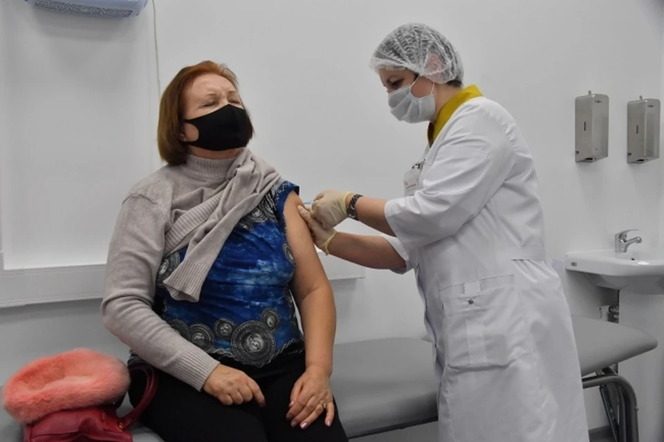 Пенсионеров в Башкирии могут стимулировать вакцинироваться с помощью выплат