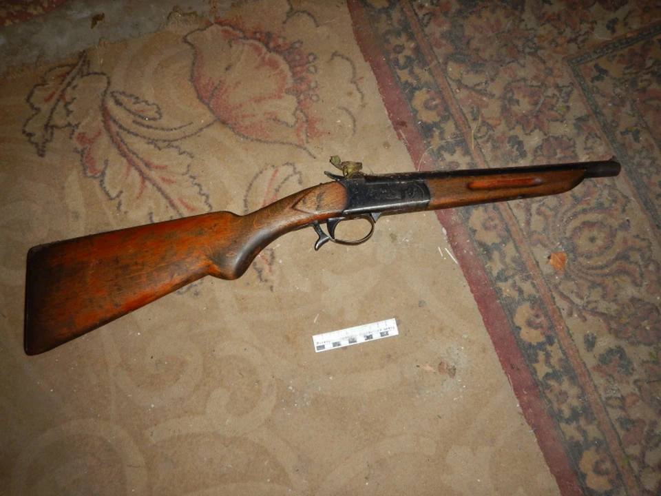 Один из изъятых предметов. Фото: 82.мвд.рф