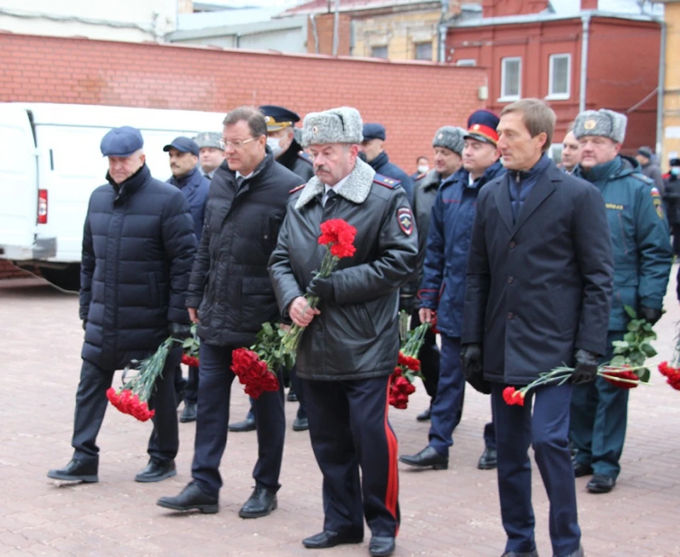 Самарские полицейские почтили память погибших коллег. Фото: ГУ МВД по Самарской области