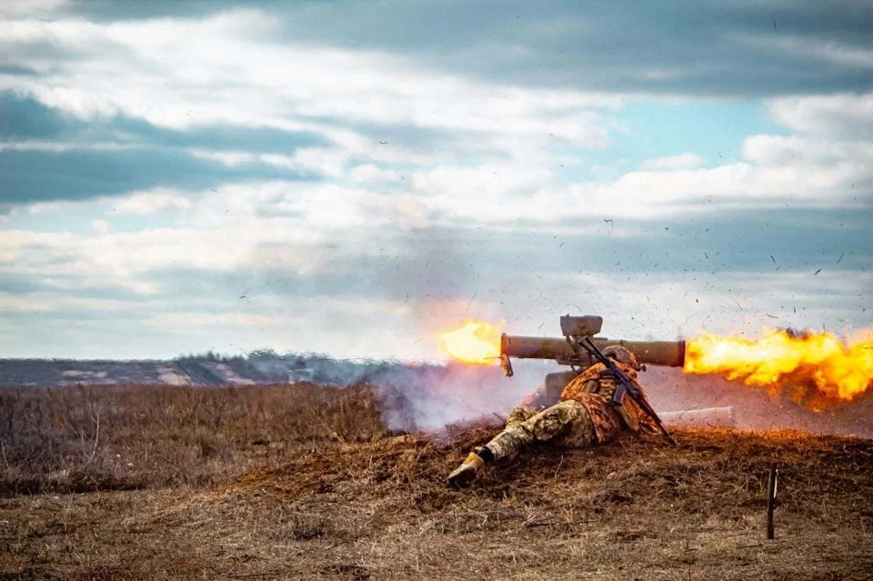 Украинские боевики выпустили две противотанковые ракеты по югу ДНР. Фото: штаб ООС