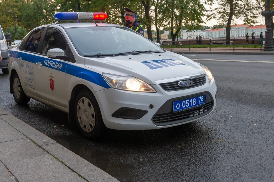 В Петербурге водитель BMW устроил стрельбу из-за парковочного места
