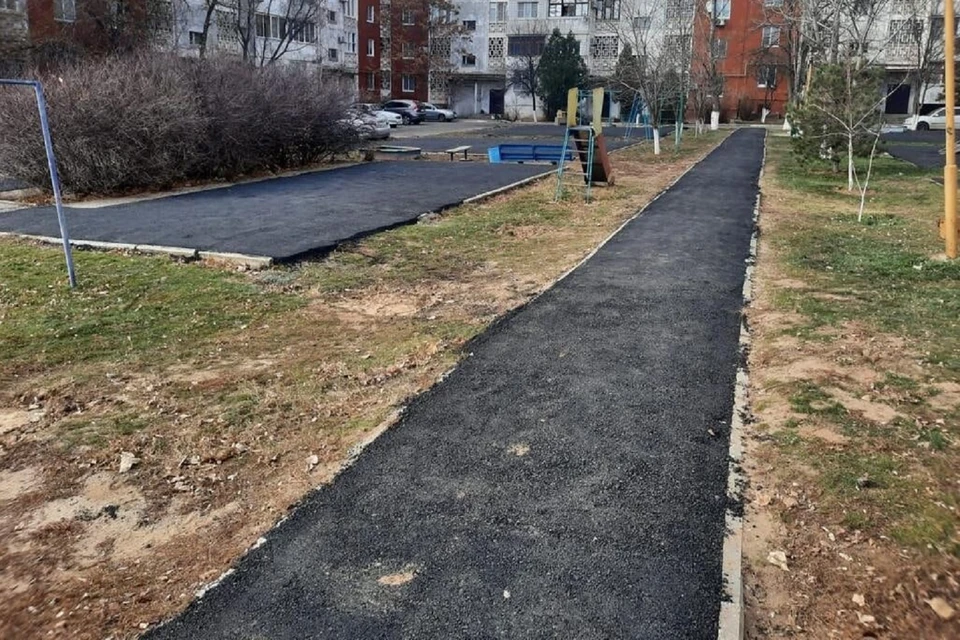 В Элисте продолжается благоустройство дворов. Фото: администрация Элисты