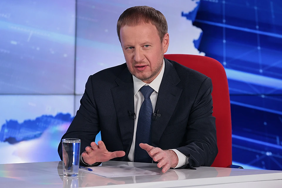 Прямая линия с губернатором Виктором Томенко