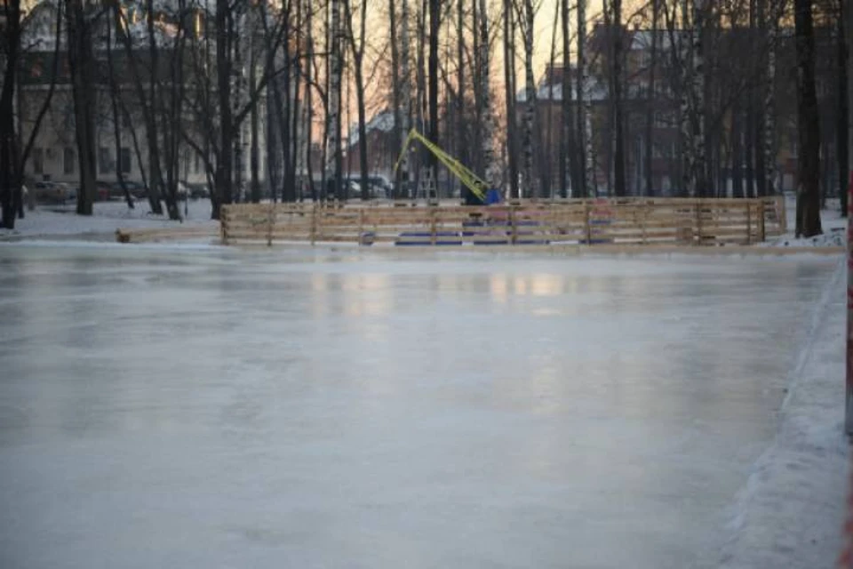 Открытые ледовые площадки появятся в разных районах города. Фото: admkirov.ru