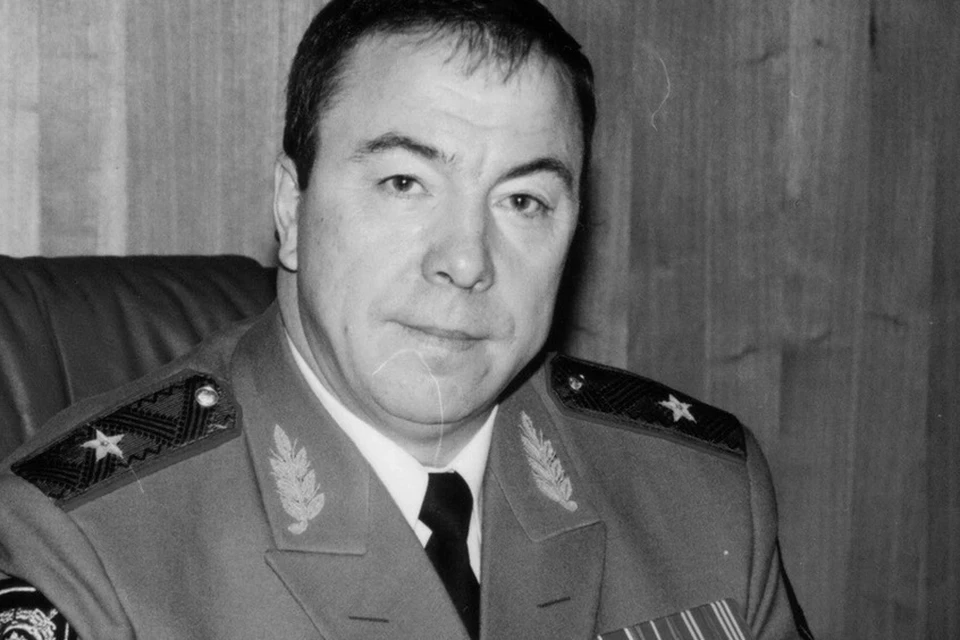 Со дня смерти генерала Ивана Перова прошло больше трех месяцев. Обстоятельства его гибели до сих пор не выяснены.