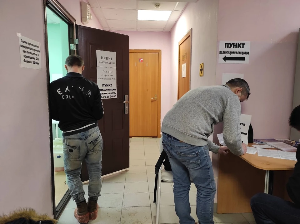 В Тюмени расширили список граждан для обязательной вакцинации.