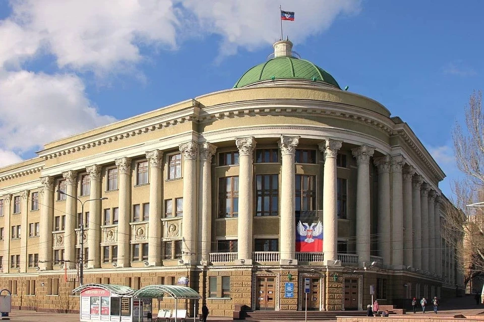 Библиотека начала свою деятельность 1 декабря 1926 года. Фото: пресс-служба Главы ДНР