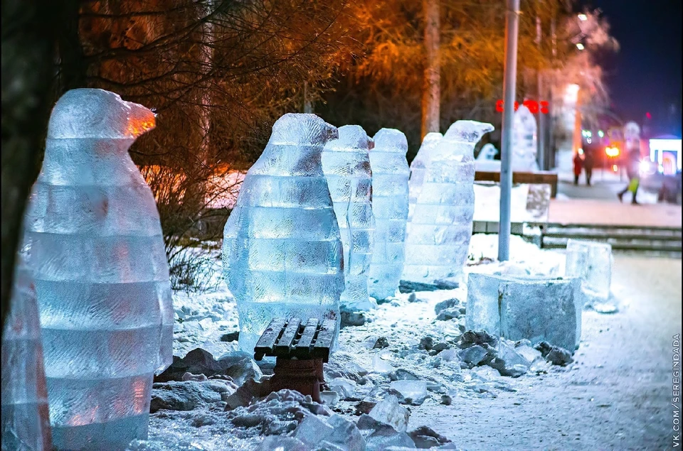 Ледяные скульптуры уже появились в Выставочном сквере. Фото: Серегин Да-Да