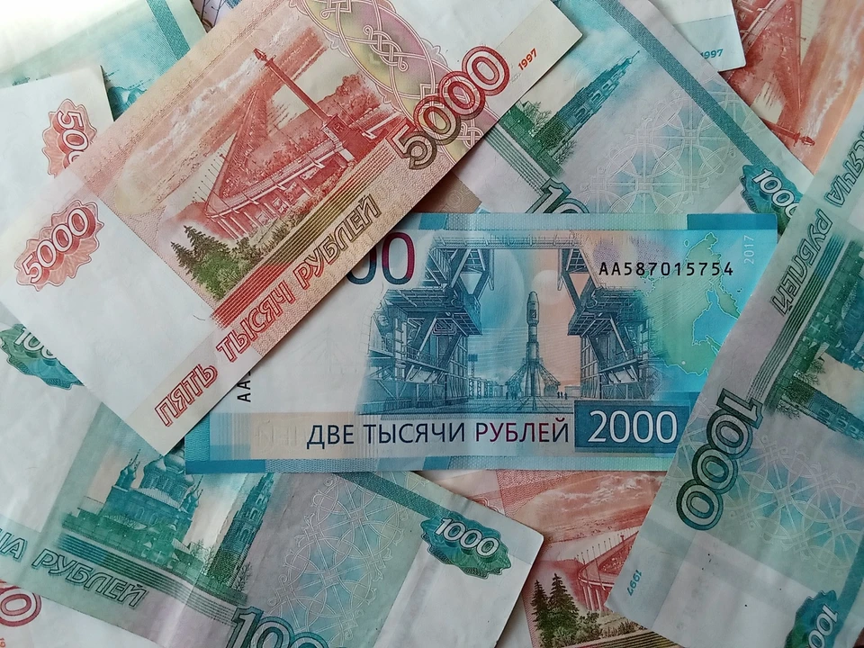В Лабытнанги мошенники развели пенсионерку на 140 тысяч рублей, пообещав задаток за квартиру