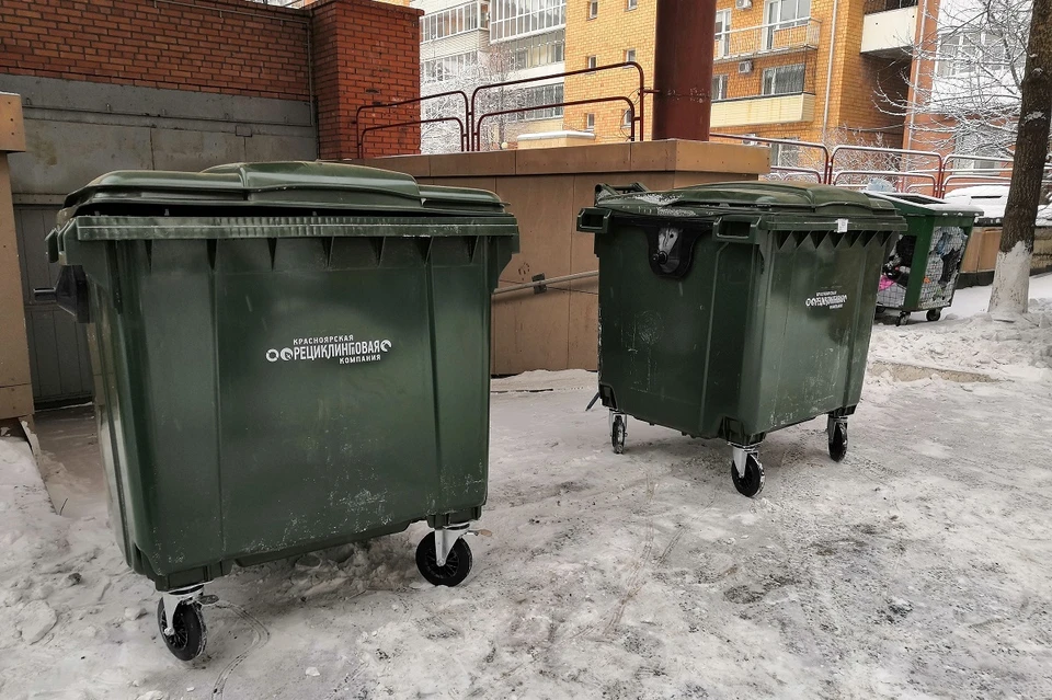 Новые баки в подарок ТСЖ