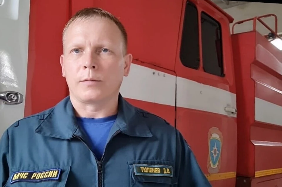 Дмитрий Тюленев не первый год работает в пожарной части. Фото: пресс-службы ГУ МЧС России по Краснодарскому краю на территории Анапы.